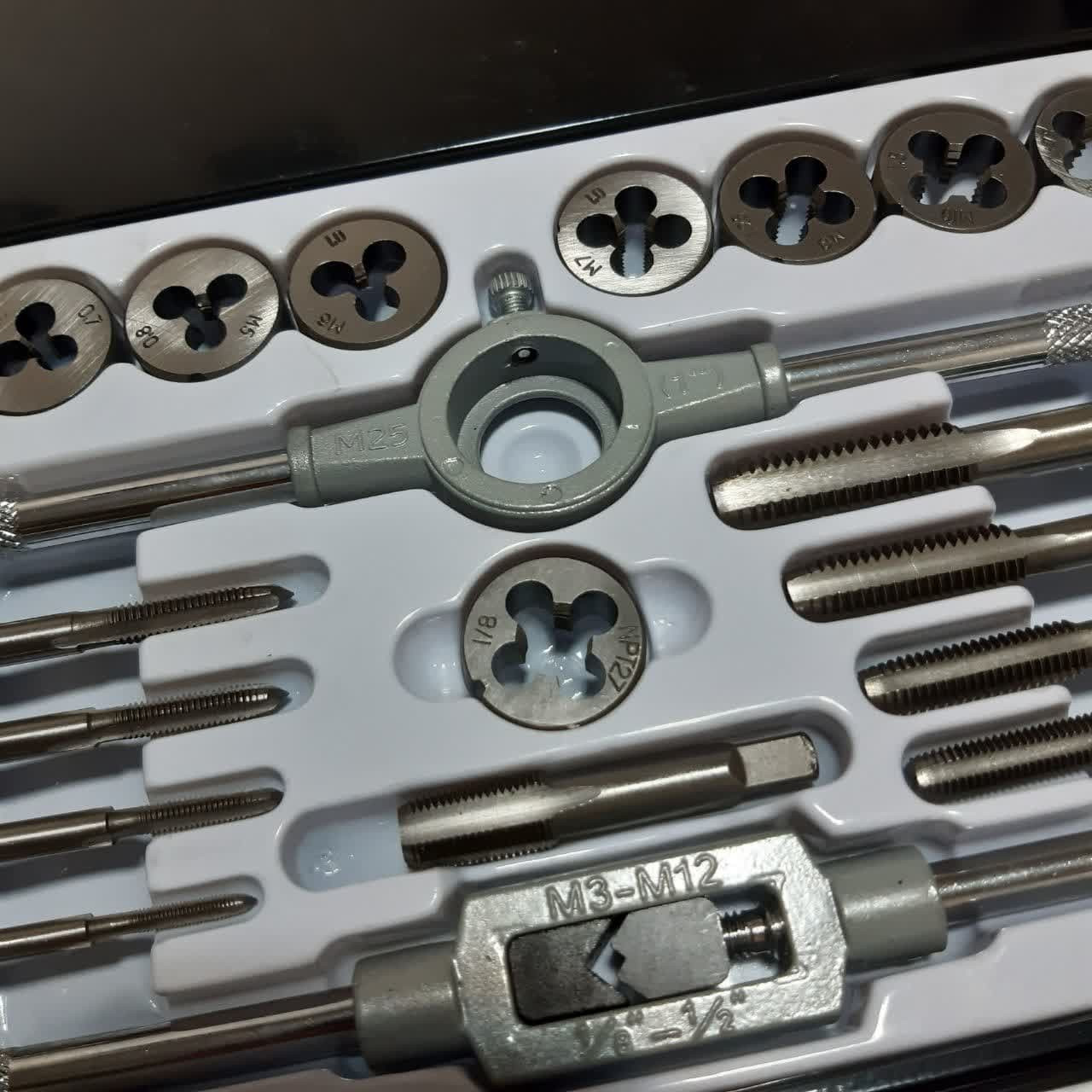 حدیده قلاویز راک فورس مدل MO20-1 مجموعه 20 عددی