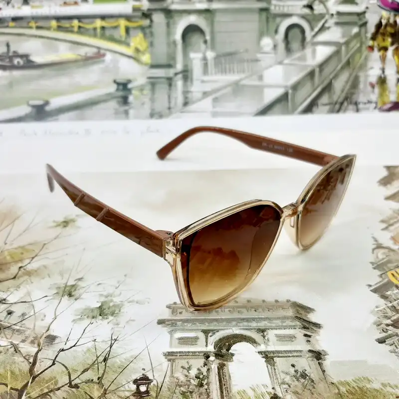 عینک آفتابی بچگانه مدل EB-20br