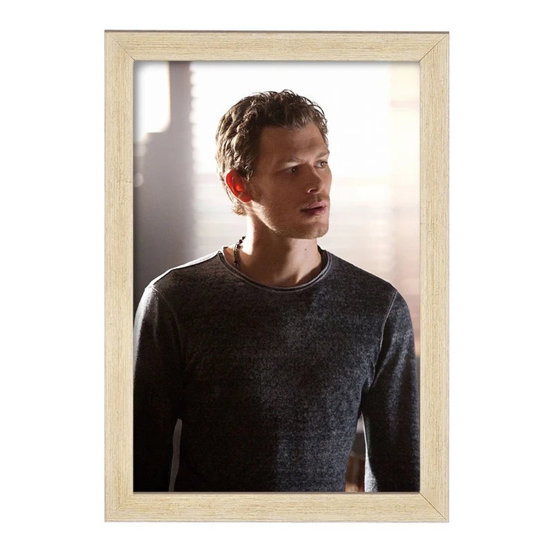 تابلو خندالو مدل کلاوس مایکلسون خاطرات یک خون آشام  The Vampire Diaries  کد 23689
