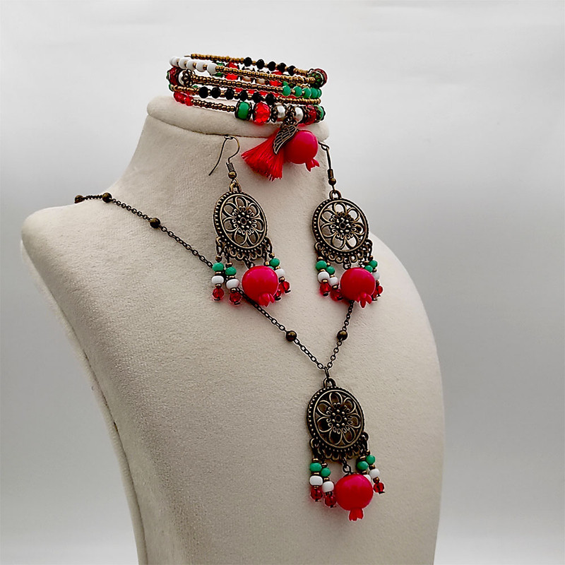 نیم ست زنانه مدل انار یلدا