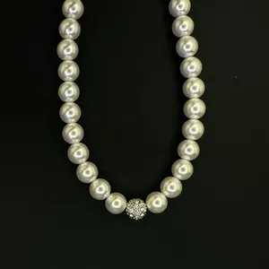 گردنبند زنانه اکسسورایز مدل رولباسی مروارید