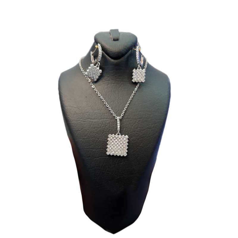 نیم ست نقره زنانه مدل مربعی پر نگین