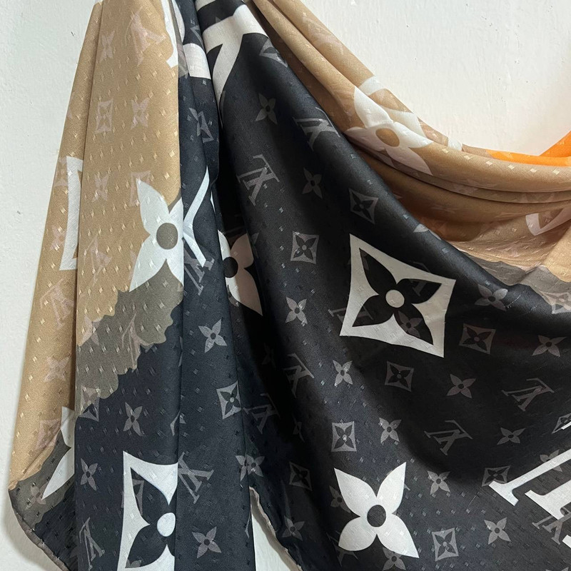 روسری زنانه مدل سه طیفی