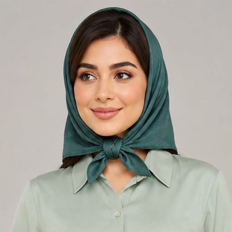روسری ابر و بادی زنانه مدل مینی اسکارف ساتن پتینه ساده کد 1 با طول و عرض 70x70 سانتی‌متر
