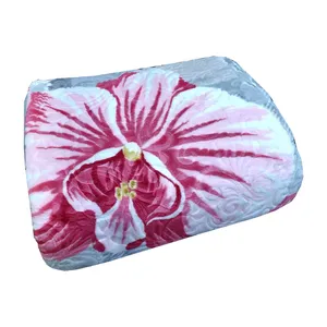 پتو 2 نفر گلبافت کد 682.01 سایز 220*240 سانتی متر