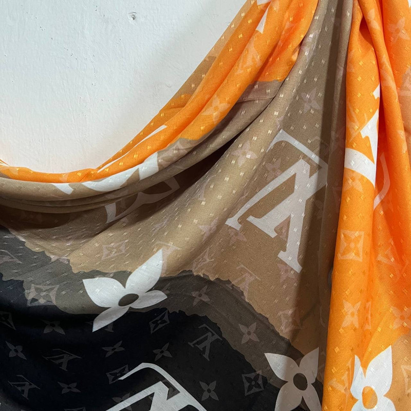 روسری زنانه مدل سه طیفی