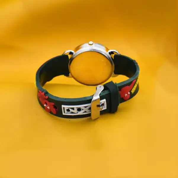 ساعت مچی عقربه ای بچگانه مدل M5