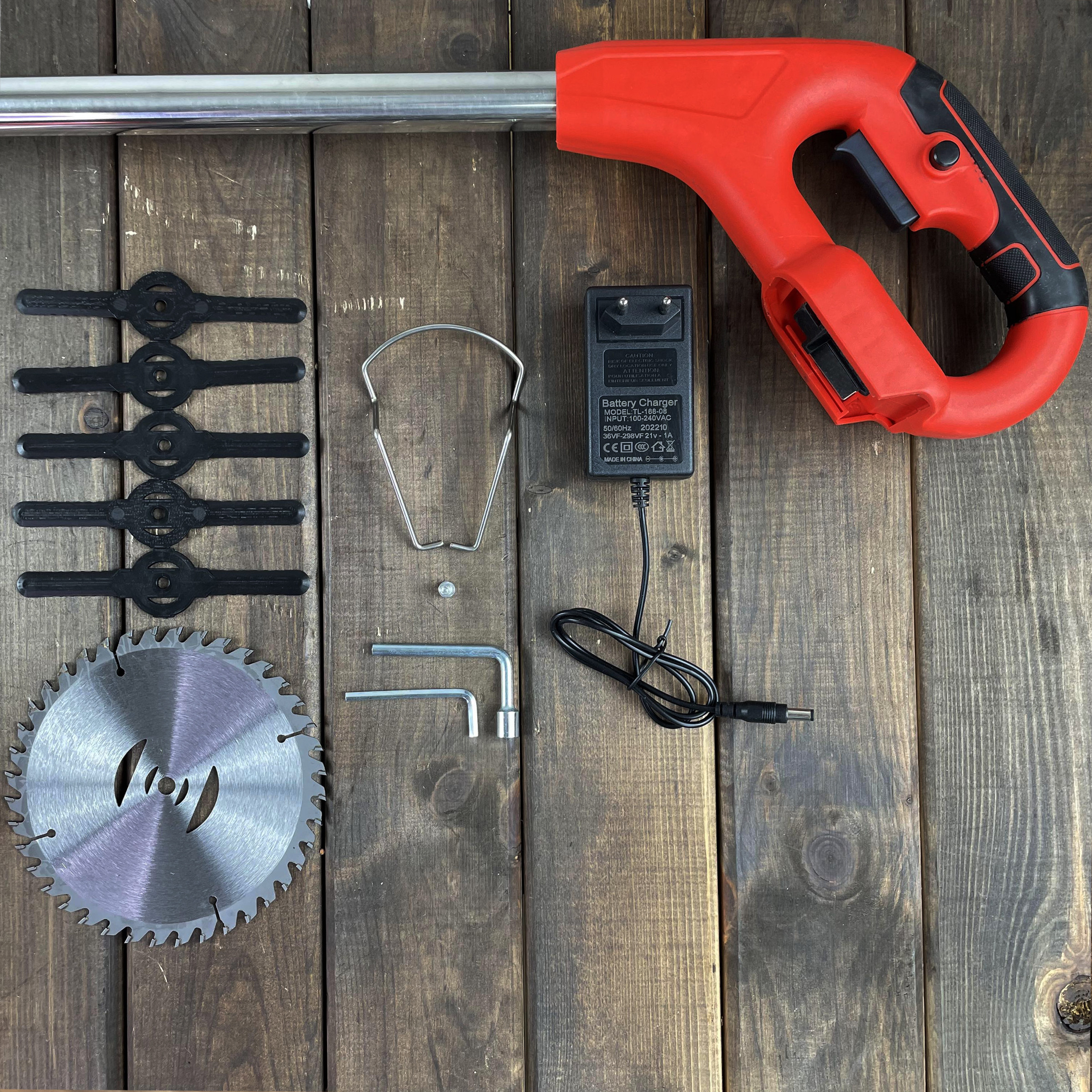 علف زن شارژی دی ال تی سی مدل 800