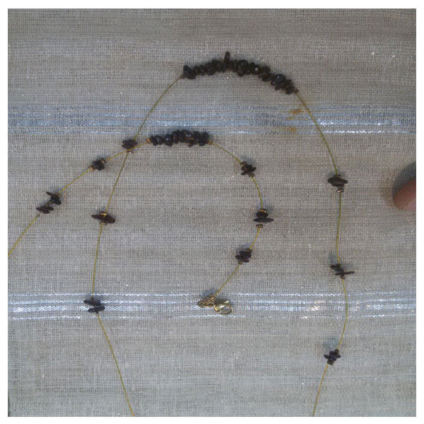 نیم ست زنانه مدل سنگ گارنت