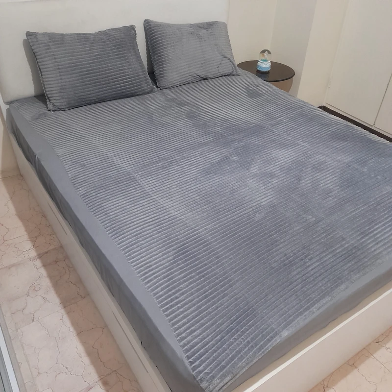 سرویس ملحفه مدل ژله ای  طرح کرکره‌ای  niki05 کد ۱۶۰ دو نفره سه تکه