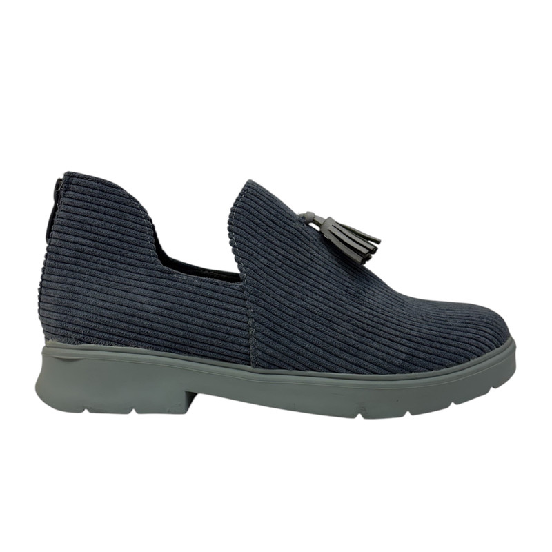 کفش زنانه مدل NGD 437 مخملی رنگ طوسی