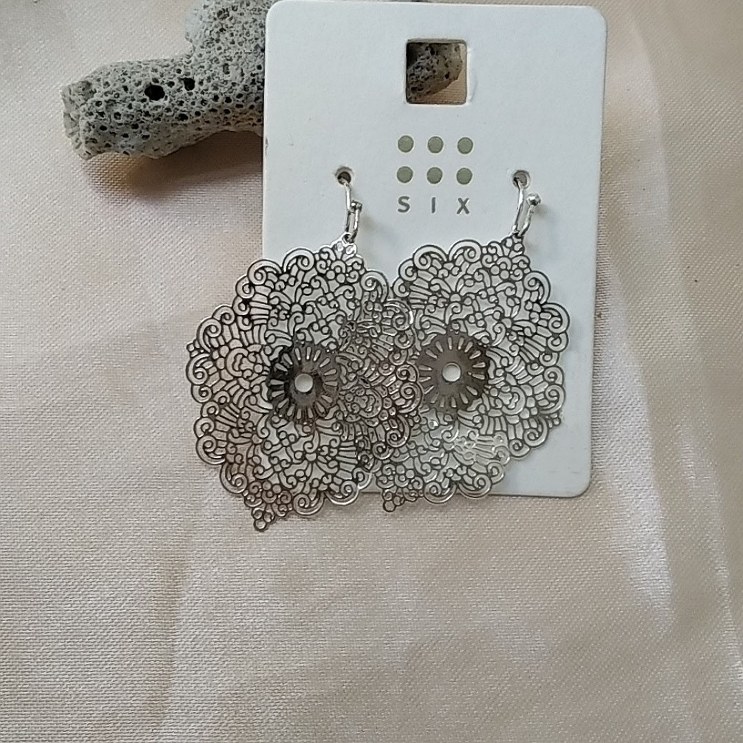 گوشواره زنانه سیکس مدل HB 43