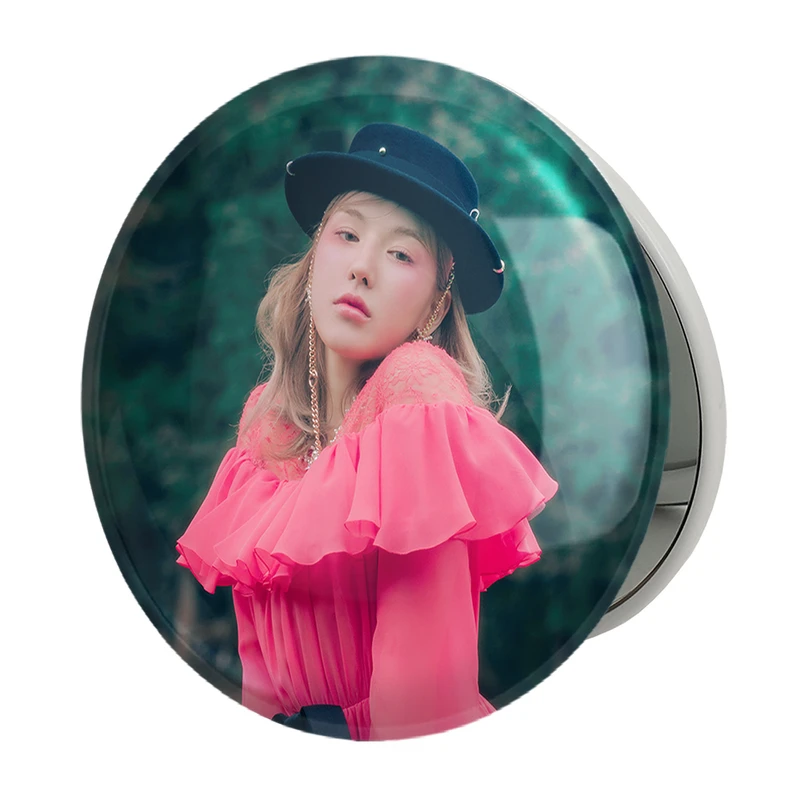 آینه جیبی خندالو طرح وندی گروه رد ولوت Red Velvet مدل تاشو کد 13021 