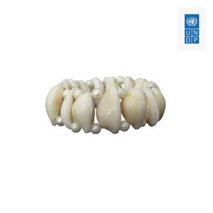 دستبند دست‌ساز زنانه مدل صدف گور
