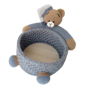 سبد قلاب بافی تریکو طرح خرس کد 008