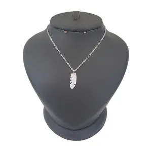گردنبند نقره زنانه ترمه ۱ مدل پر کد smed 1171