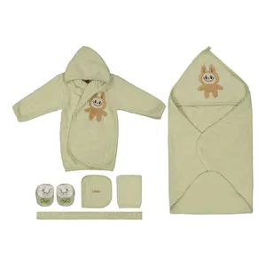 ست 5 تکه حوله نوزادی بلیکا مدل لبوبو