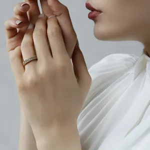 انگشتر طلا 18 عیار زنانه مایا ماهک مدل SR0099
