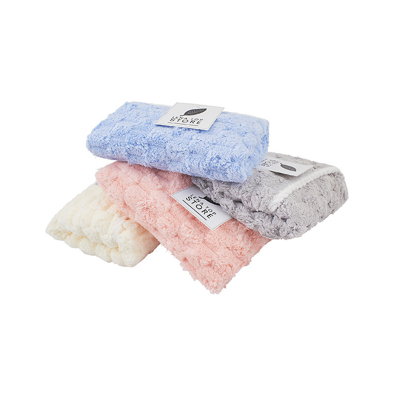 حوله دست و صورت لنا مدل لاکچری کد 07 سایز 70x35 سانتی متر