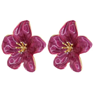 گوشواره میخی زنانه مدل گل rr1084 