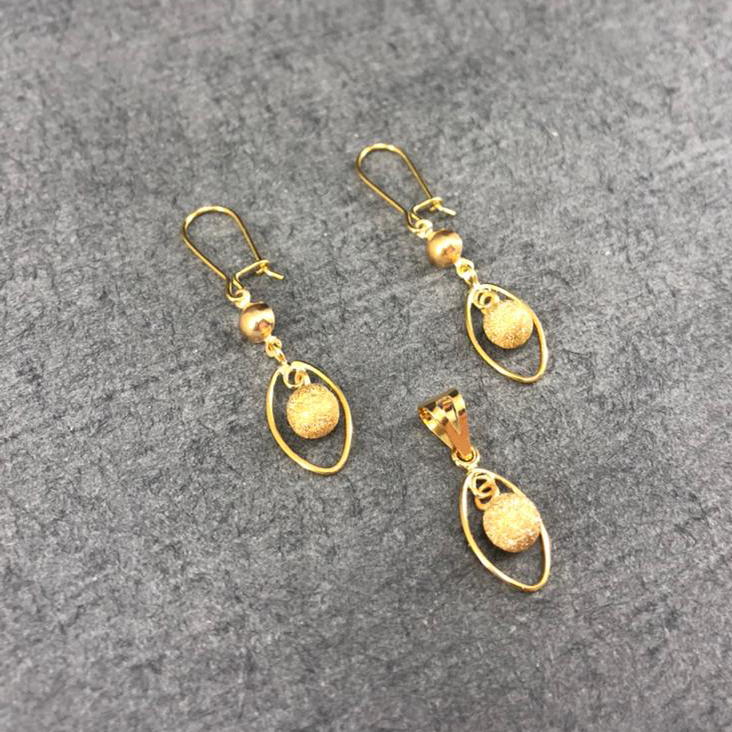 نیم ست طلا 18 عیار زنانه دوست خوب مدل dk1018