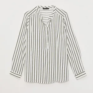 بلوز آستین بلند یقه دکمه دار زنانه ال سی وایکیکی مدل W2JD68Z8-LGE