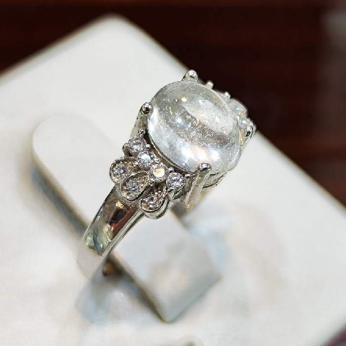 انگشتر نقره زنانه مدل سنگ در نجف کد 65 انگشتر نقره زنانه مدل سنگ در نجف کد 65