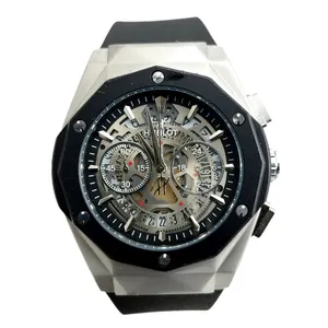 ساعت مچی عقربه‌ای مردانه هابلوت مدل الماسی2023