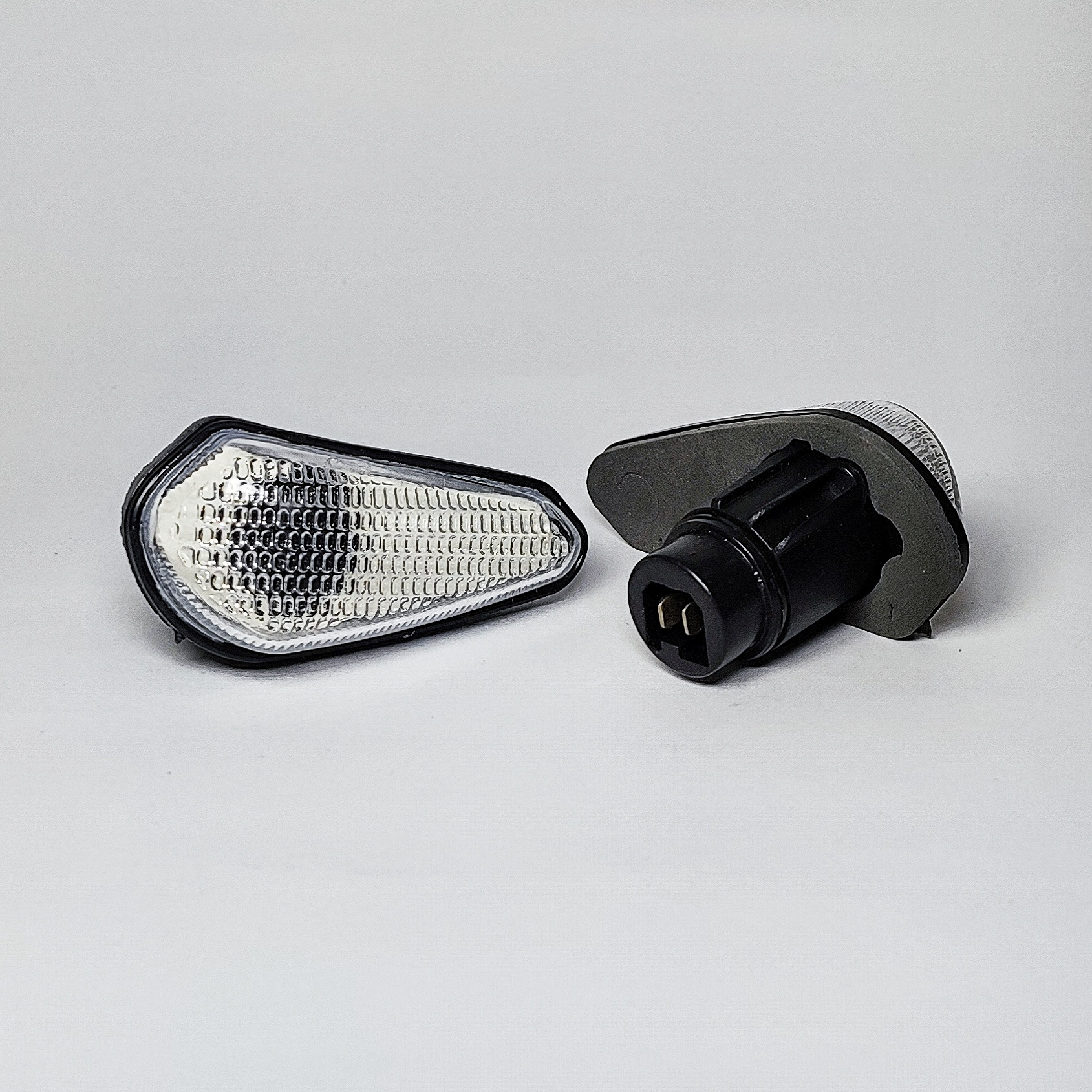 چراغ راهنما گلگیر خودرو مدل RASTAR-B مناسب برای پژو 405 ،بسته 2 عددی