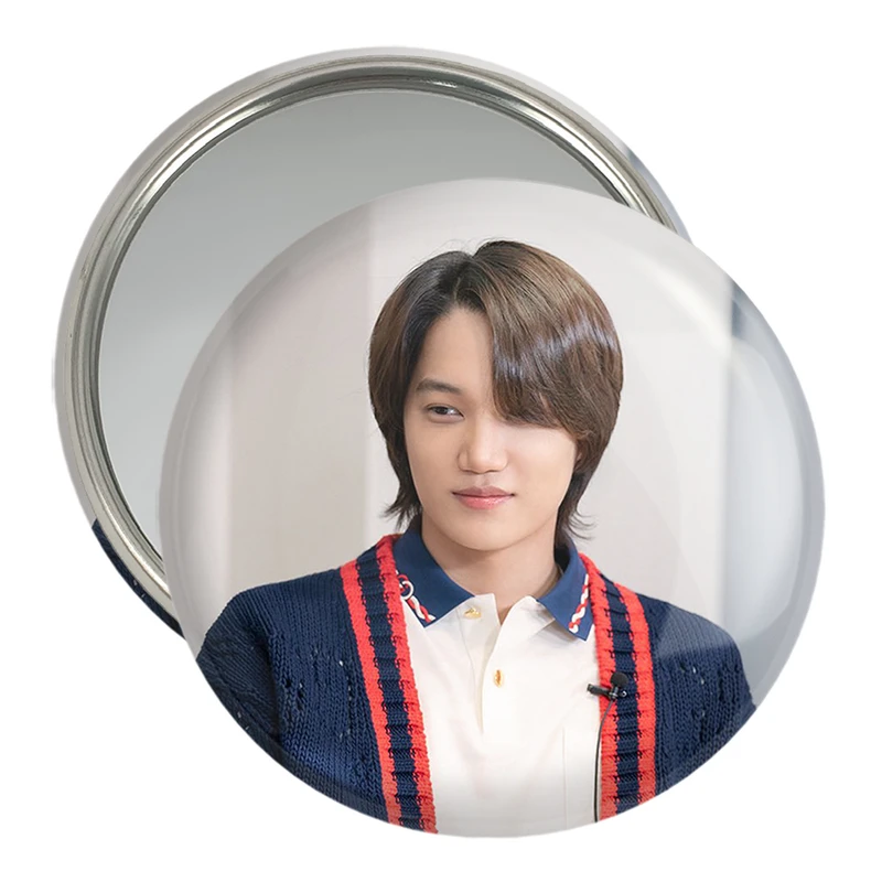 آینه جیبی خندالو مدل کای گروه اکسو EXO  کد 16850