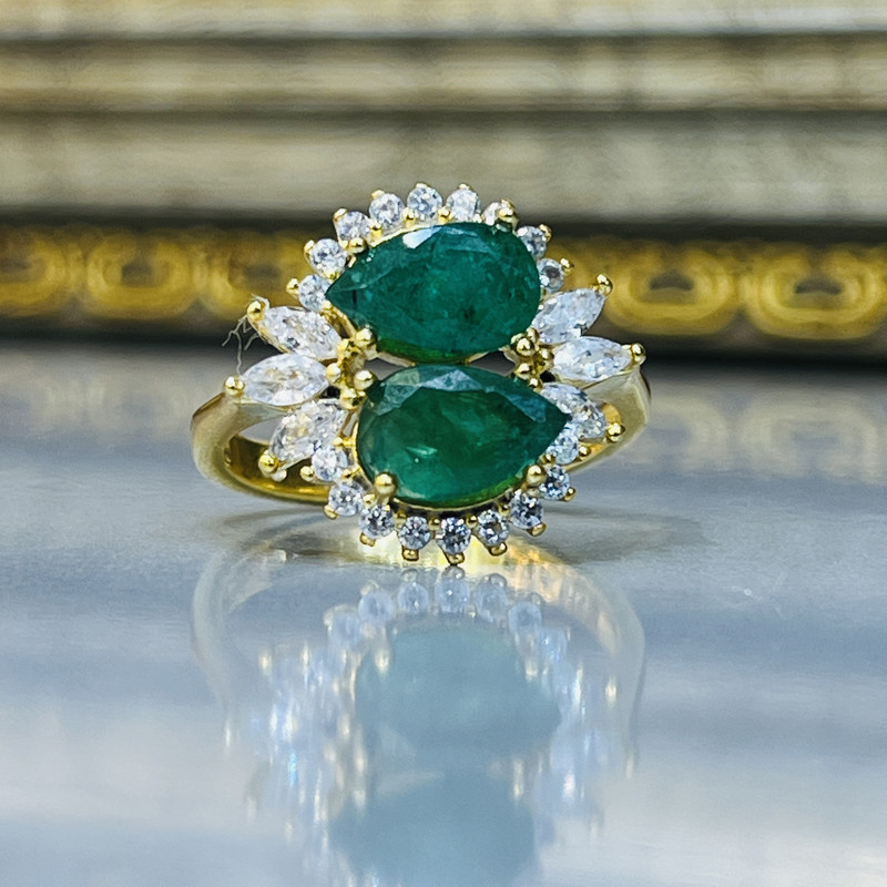 انگشتر نقره زنانه مدل زمرد زامبیایی