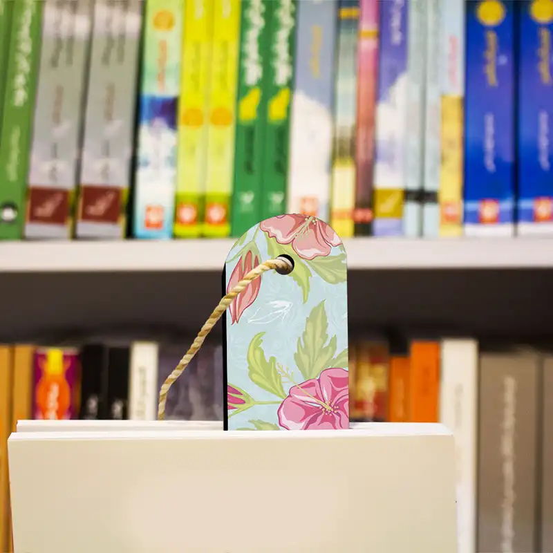 نشانگر کتاب ترمه طراحان ایده مدل گلهای صورتی کد cfp070