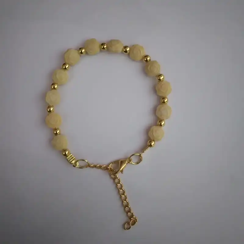 دستبند دخترانه مدل مهره ای زنجیری