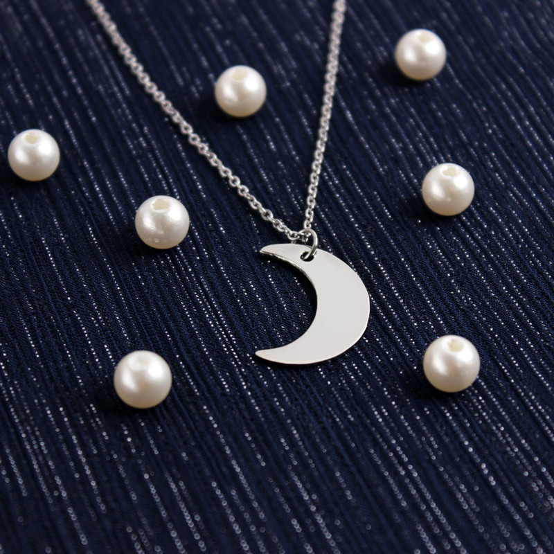 گردنبند زنانه گلسو مدل ماه استیل گردنبند زنانه گلسو مدل ماه استیل