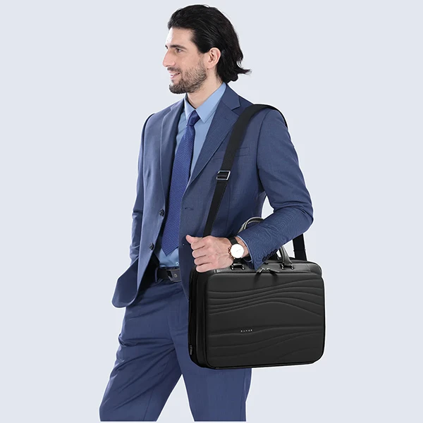 عکس شماره 5 : کیف لپ تاپ بنج مدل 8029 مناسب برای لپ تاپ 15.6 اینچی
