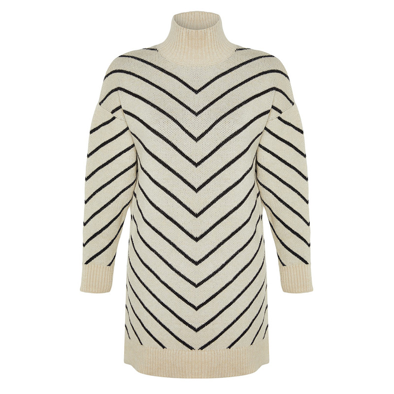 پلیور یقه ایستاده زنانه مدل 679426439 طرح ترندیول