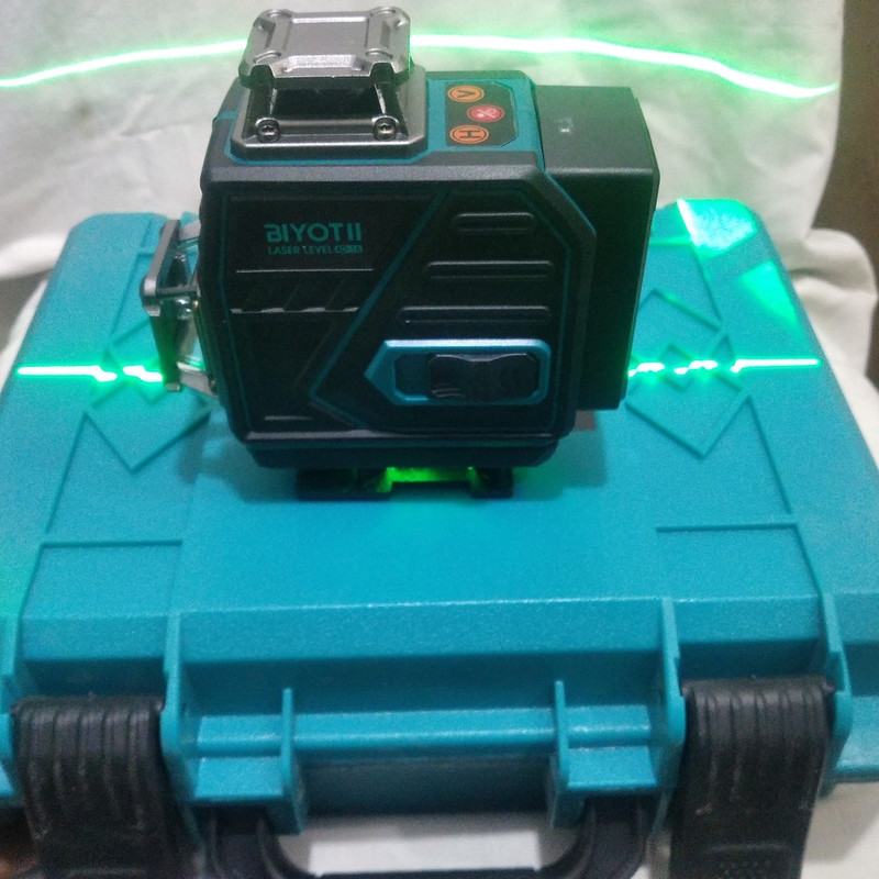 تراز لیزری بیوتی مدل  BYTI - 4D/16