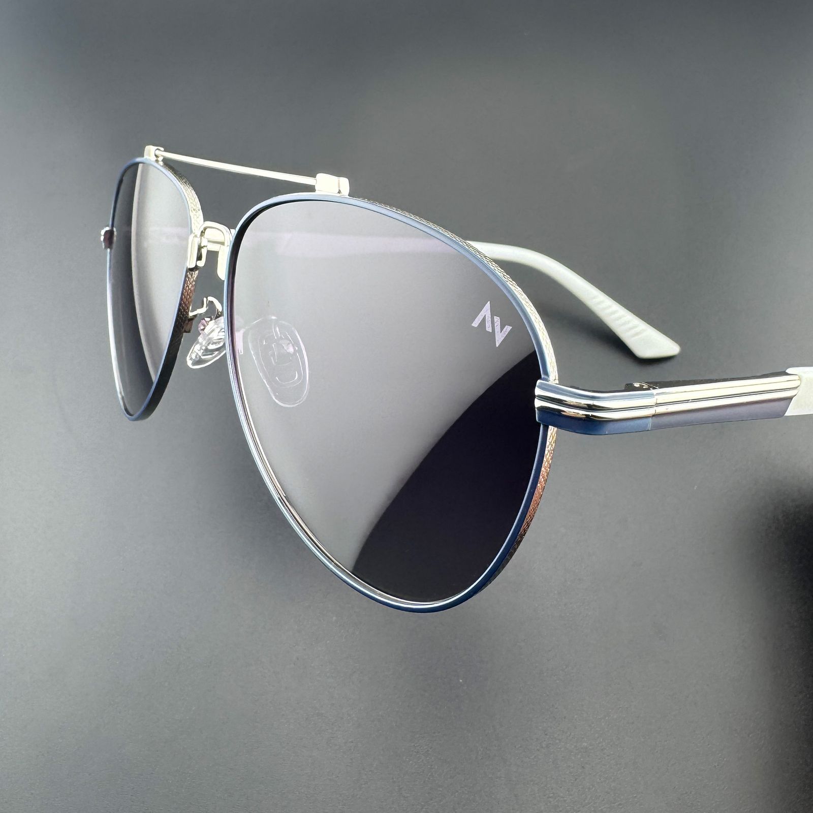 عینک آفتابی خلبانی پلاریزه آلبرت وگ مدل JS8528C05-P120 Polarized Flex - - 10