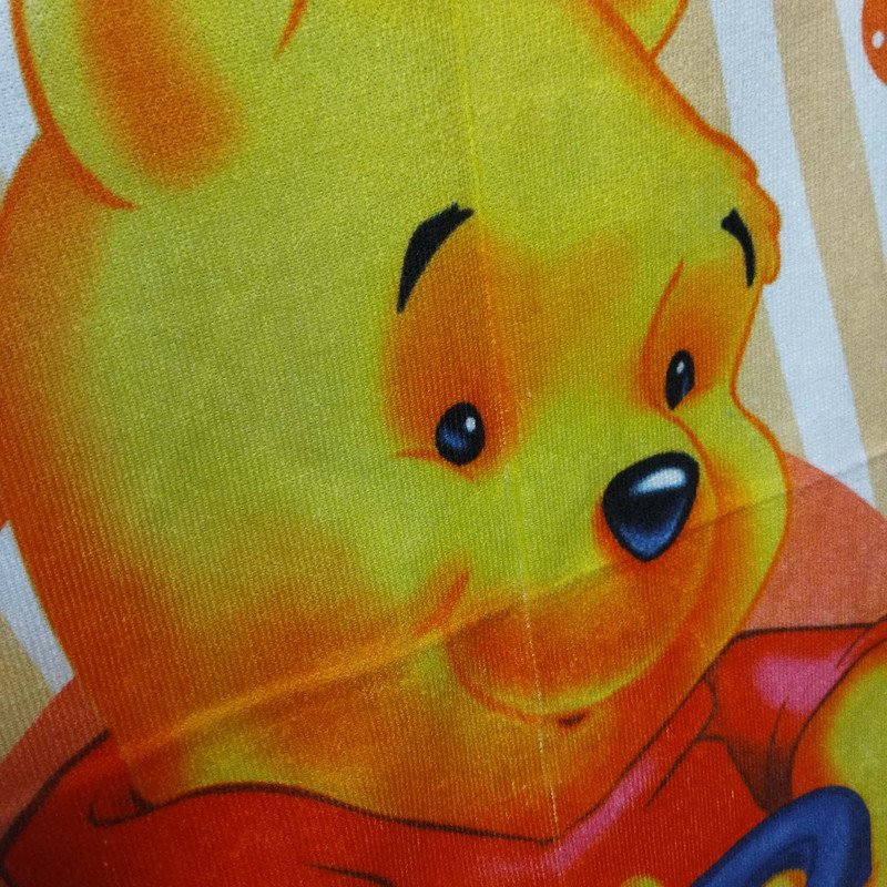 حوله حمام کودک مدل وینی پو کد 02 سایز 137x70 سانتی متر