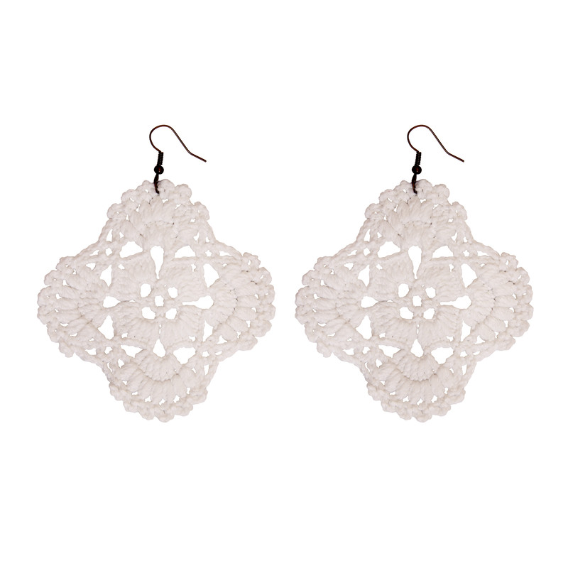 گوشواره دست ساز زنانه مدل گلی کد GB01