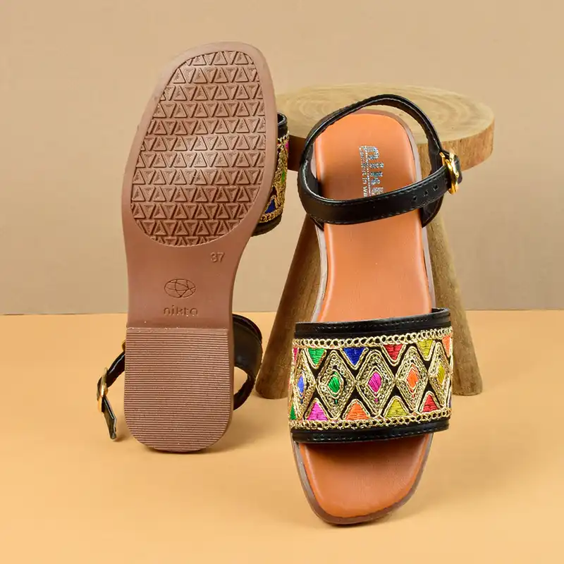 صندل زنانه نیکتا مدل سگکی آسان باز شو BK.4036