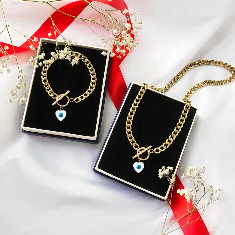 نیم ست زنانه مدل استیل پلاک چشم نظر قلبی کد CART_BG_008