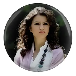 پیکسل طرح بازیگر ترکیه برن سات مدل S9007