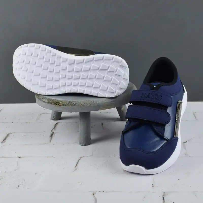 کفش مخصوص پیاده روی مدل هولوگرامی چسبی DBL.3549