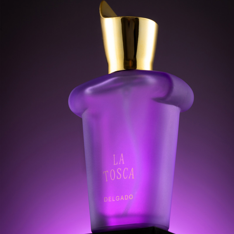 عطر جیبی زنانه دلگادو مدل لاتوسکا حجم 25 میلی لیتر