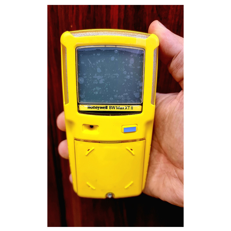 گاز سنج هانیول مدل BW MAX XT II