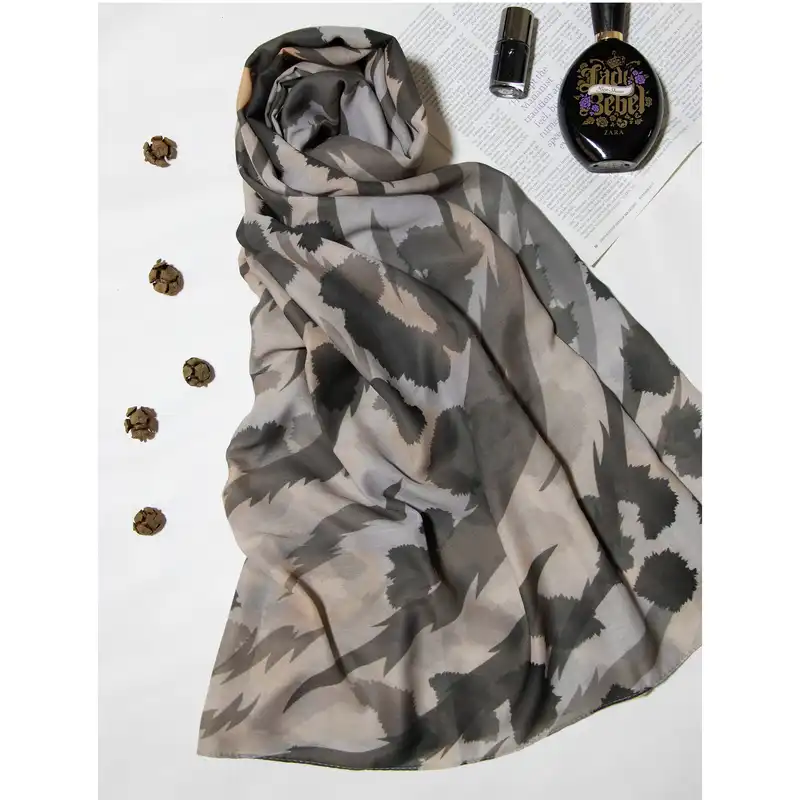 شال زنانه مدل نخی مزونی طرح پلنگی کد ana-1415-1