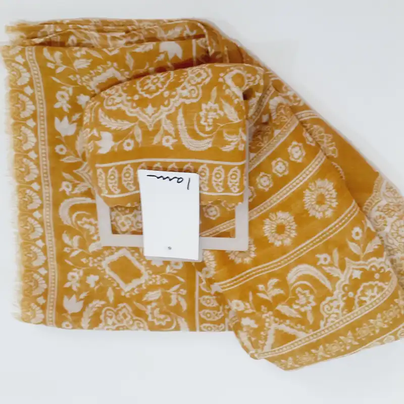 شال زنانه آی ام مدل سنتی کد 777