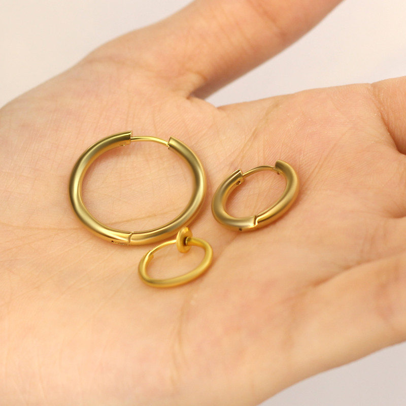 گوشواره زنانه پایتخت مدل  PS726004_GO مجموعه 3 عددی