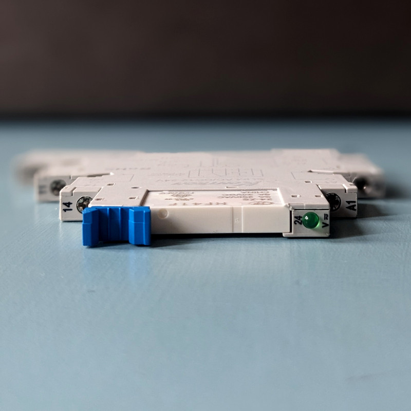 رله اسلیم پی‌ال‌سی کنترون مدل HF41F